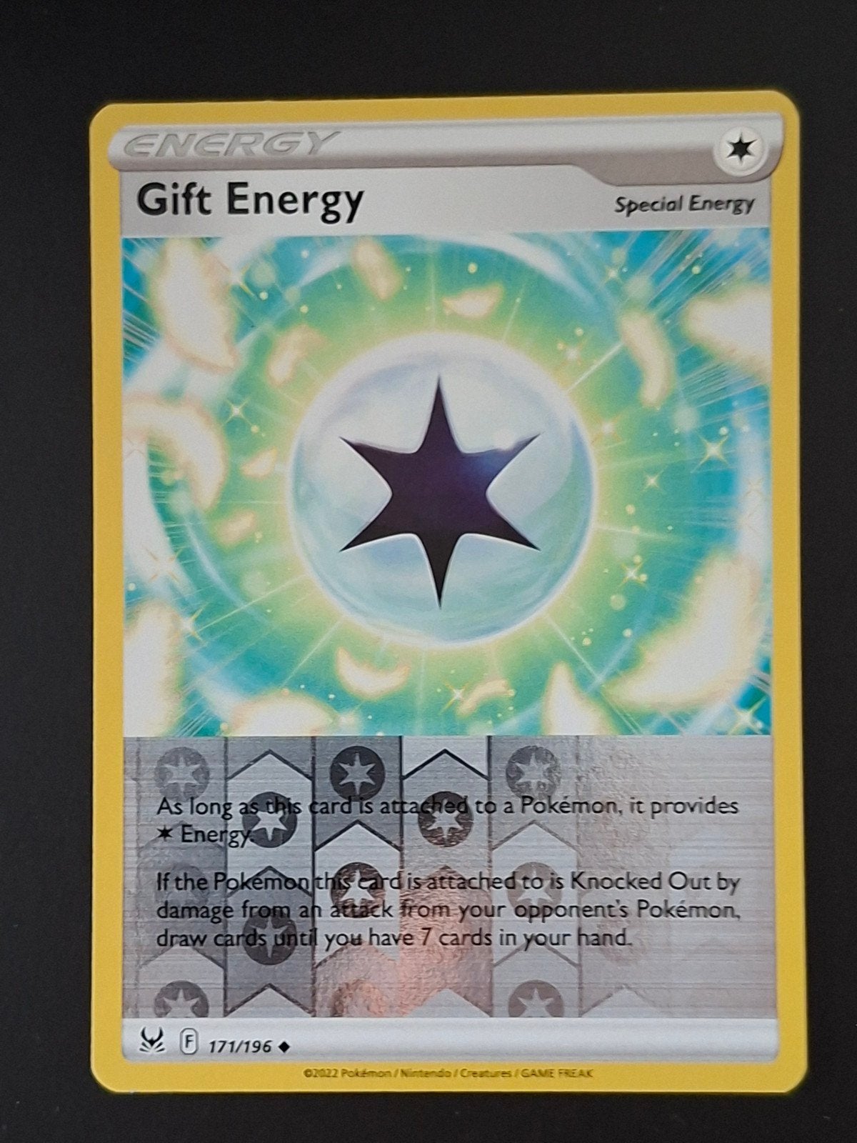 Gift Energy Reverse Holo 171/196 - Lost Origin Pokémon Kaart, Ophalen of Verzenden, Zo goed als nieuw, Losse kaart, Foil