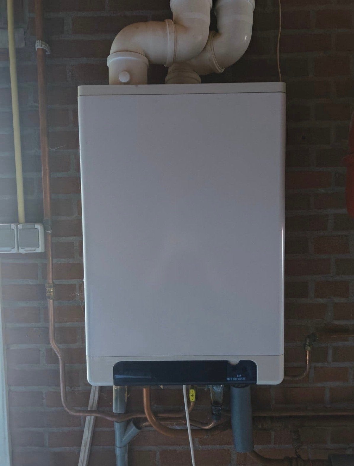 Intergas Kompakt HRE 28/24 combi-ketel (2011), Ophalen of Verzenden, Gebruikt, Cv-ketel of Combi-ketel, Hoog rendement (Hr)