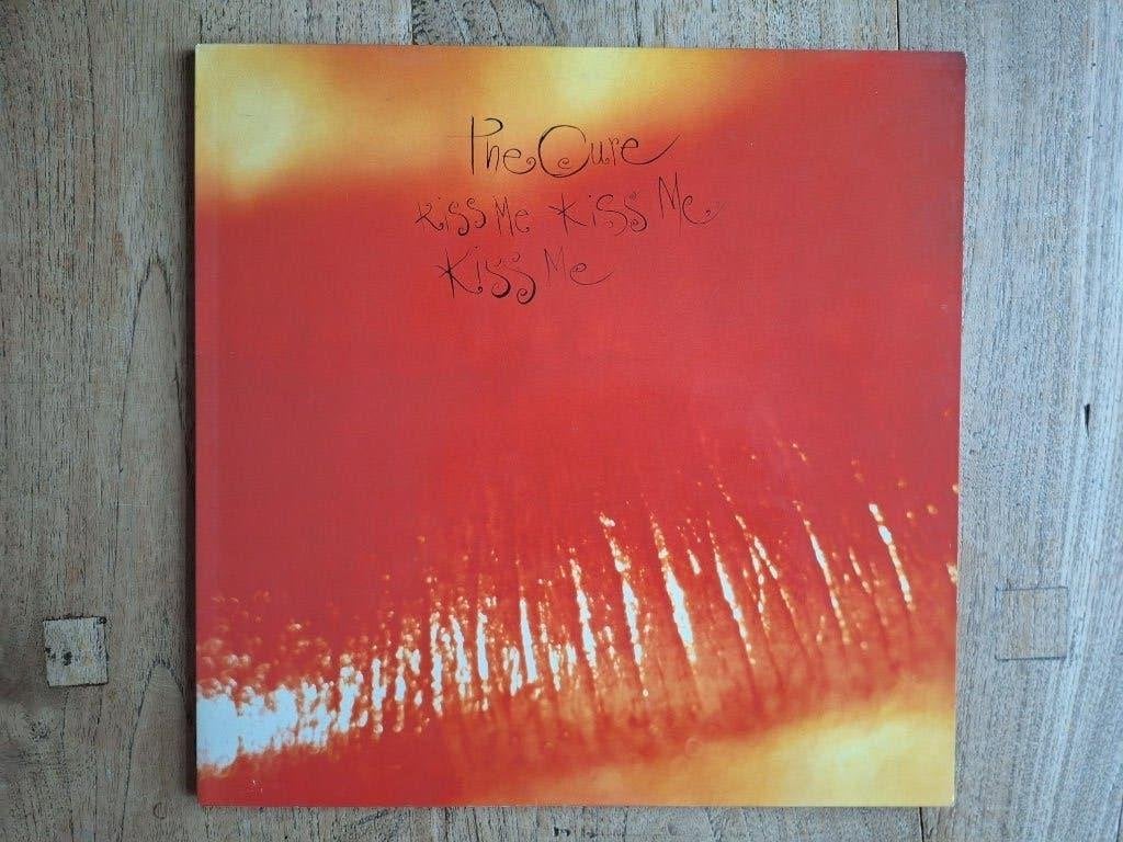 Th Cure  , Kiss me Kiss me Kiss me,1987,832130-1,Germany, Pop, Zo goed als nieuw, 12 inch, Dubbel-LP