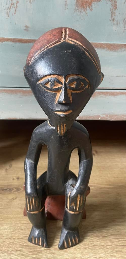 Afrikaans beeld hout zittende man Ghana Afrika, Ophalen of Verzenden