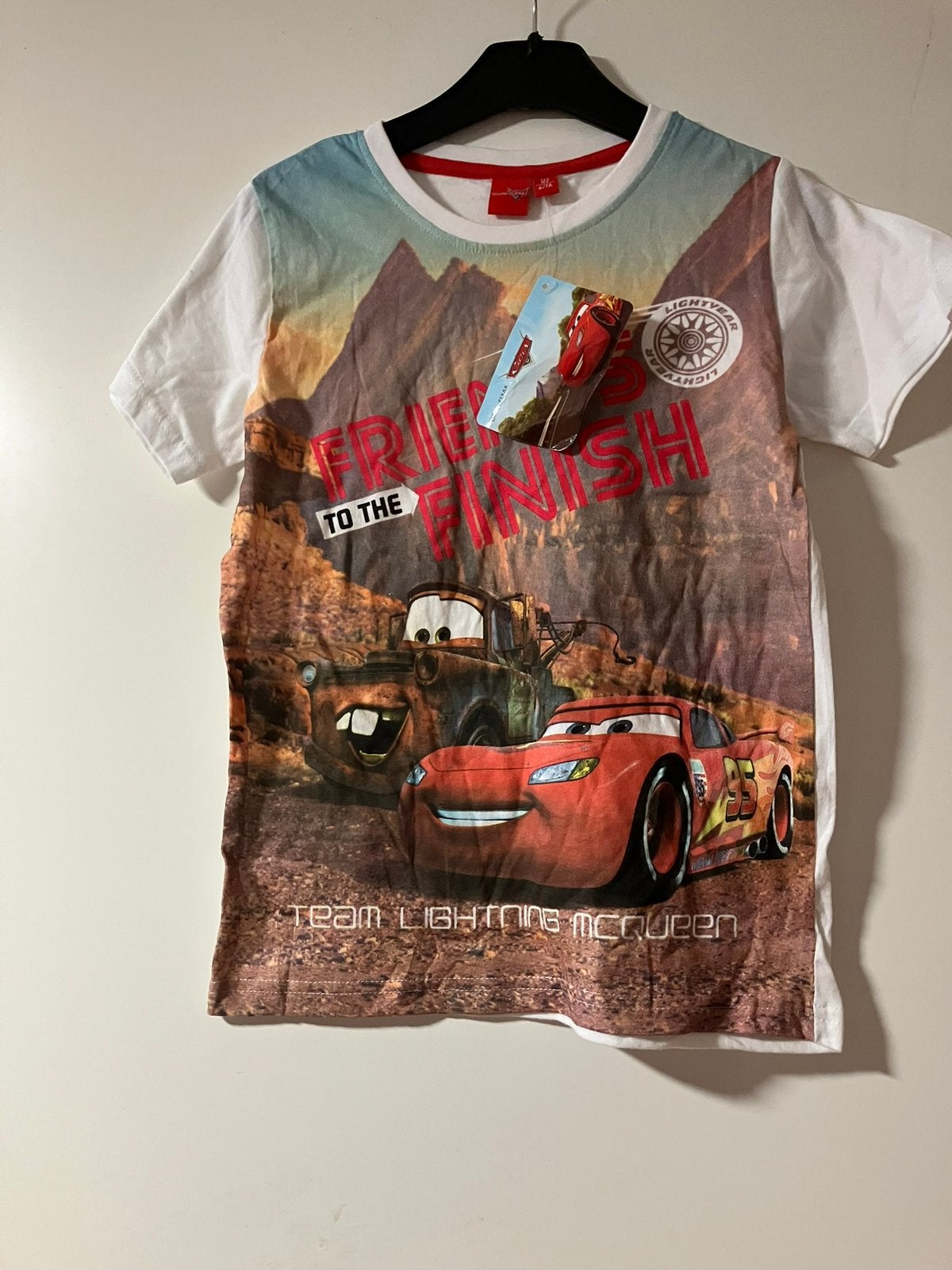Nieuw auto Cars Disney Tshirt maat 122, Ophalen of Verzenden, Nieuw, Jongen, Shirt of Longsleeve