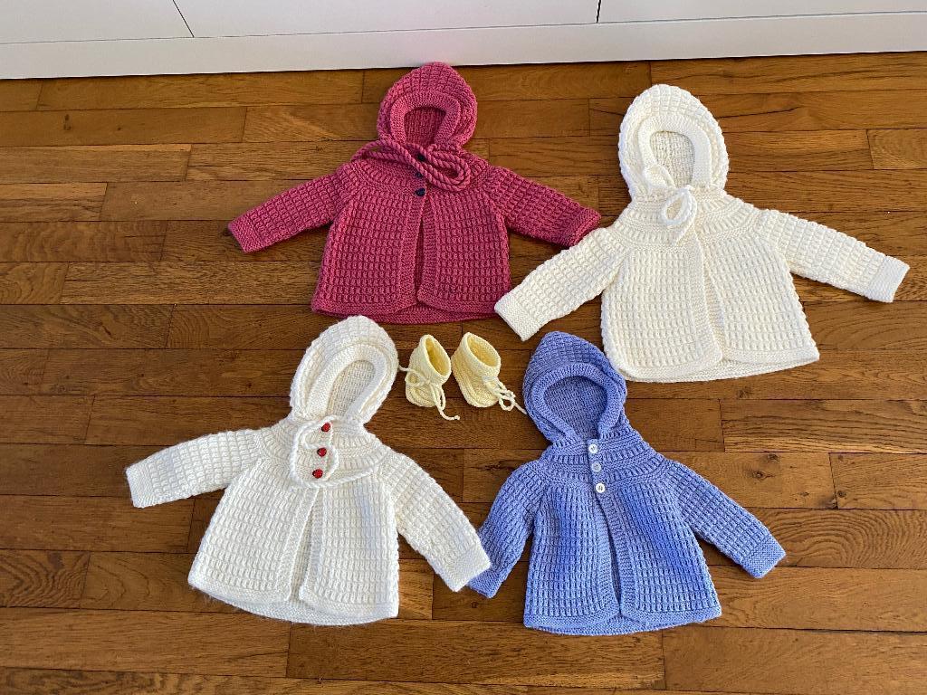 Baby/Poppenjasje Gebreid, Jongetje of Meisje, Nieuw, Hand gebreid, Ophalen of Verzenden