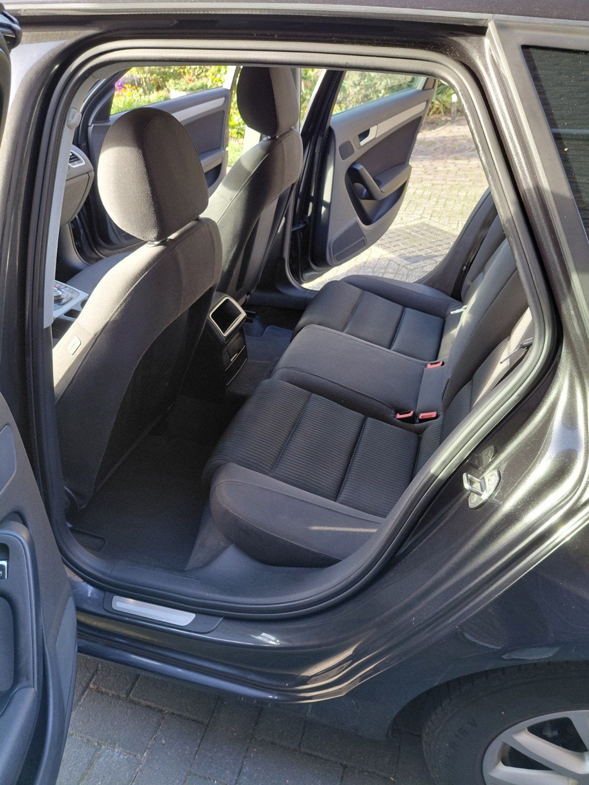Foto 10 van Audi A4 1.8TFSI 125KW Avant. NIEUWE APK
