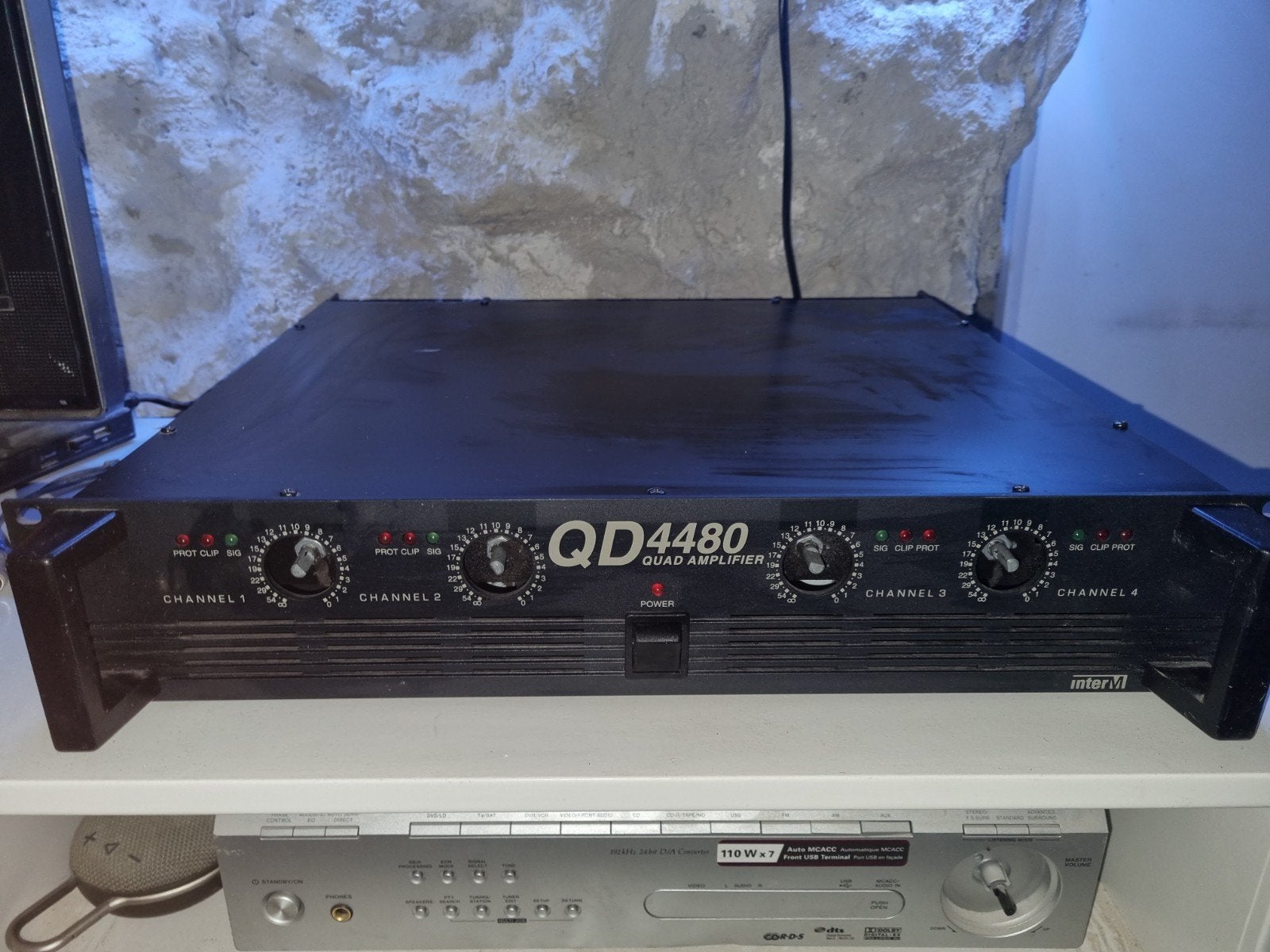 Inter-M QD4480 Quad Amplifier - Krachtige Versterker, 120 watt of meer, Ophalen, Overige merken, Gebruikt