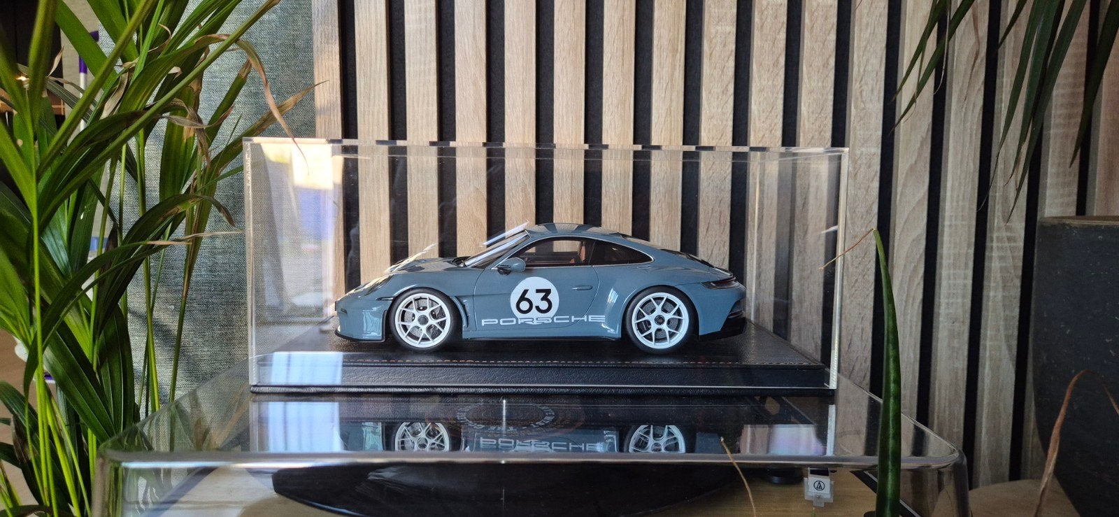 Porsche 911 (992) S/T #63 2024 Blauw Metallic 1:18 GT-Spirit, Hobby en Vrije tijd, Modelauto's | 1:18, Ophalen of Verzenden, Overige merken