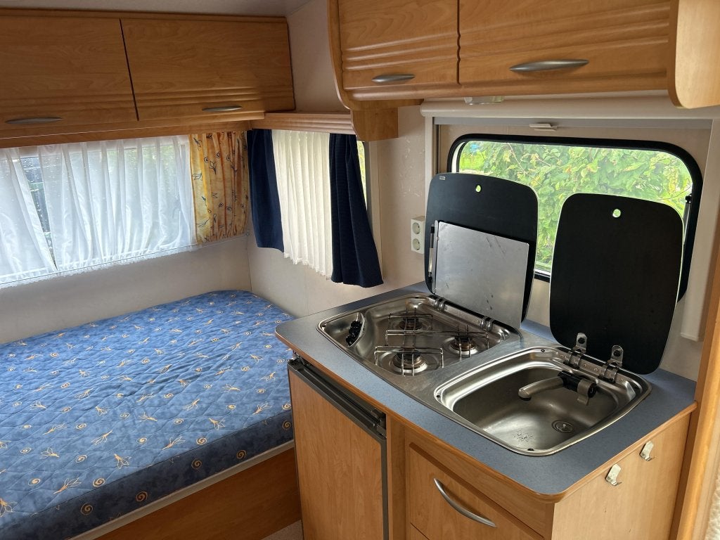 Caravelair Antares Luxe 390 TS VOORTENT, VAST BED, Treinzit, Schokbreker, Vast bed, Contact@caravelair.tm.fr