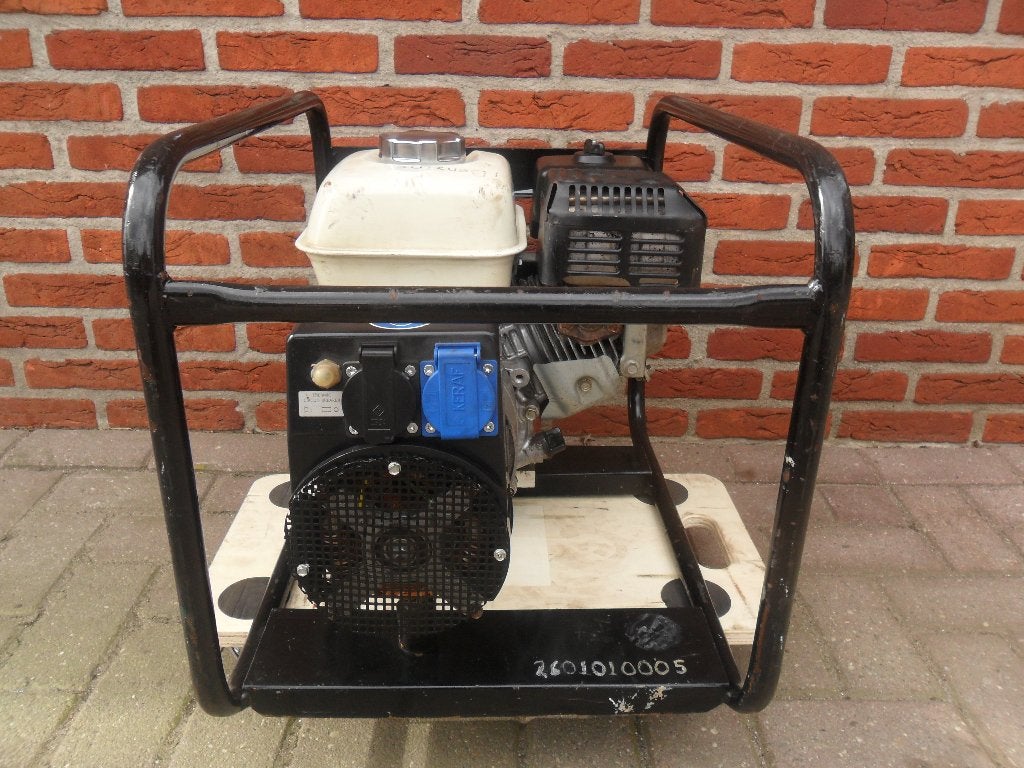 Honda aggregaat 2,2 kva, Ophalen, Gebruikt, Minder dan 5 kVA, Benzine