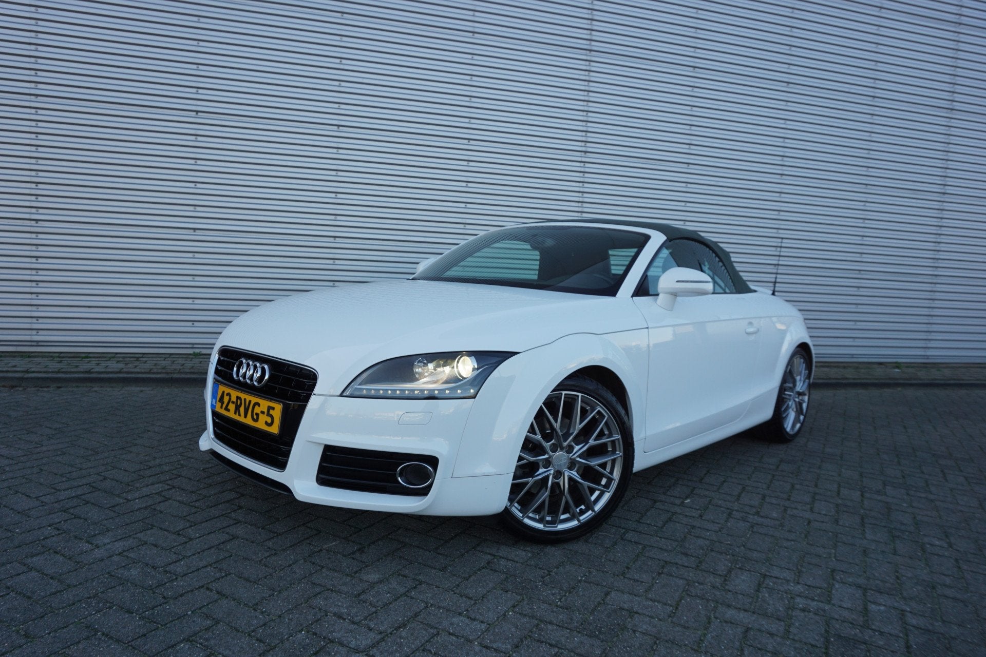 Audi TT Roadster 1.8 TFSI Airco / Carplay / Cruise / Camera, Auto's, Voorwielaandrijving, Euro 5, Gebruikt, Cabriolet
