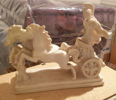 beeld Romeinse strijdwagen, Antiek en Kunst, Kunst | Beelden en Houtsnijwerken, Ophalen