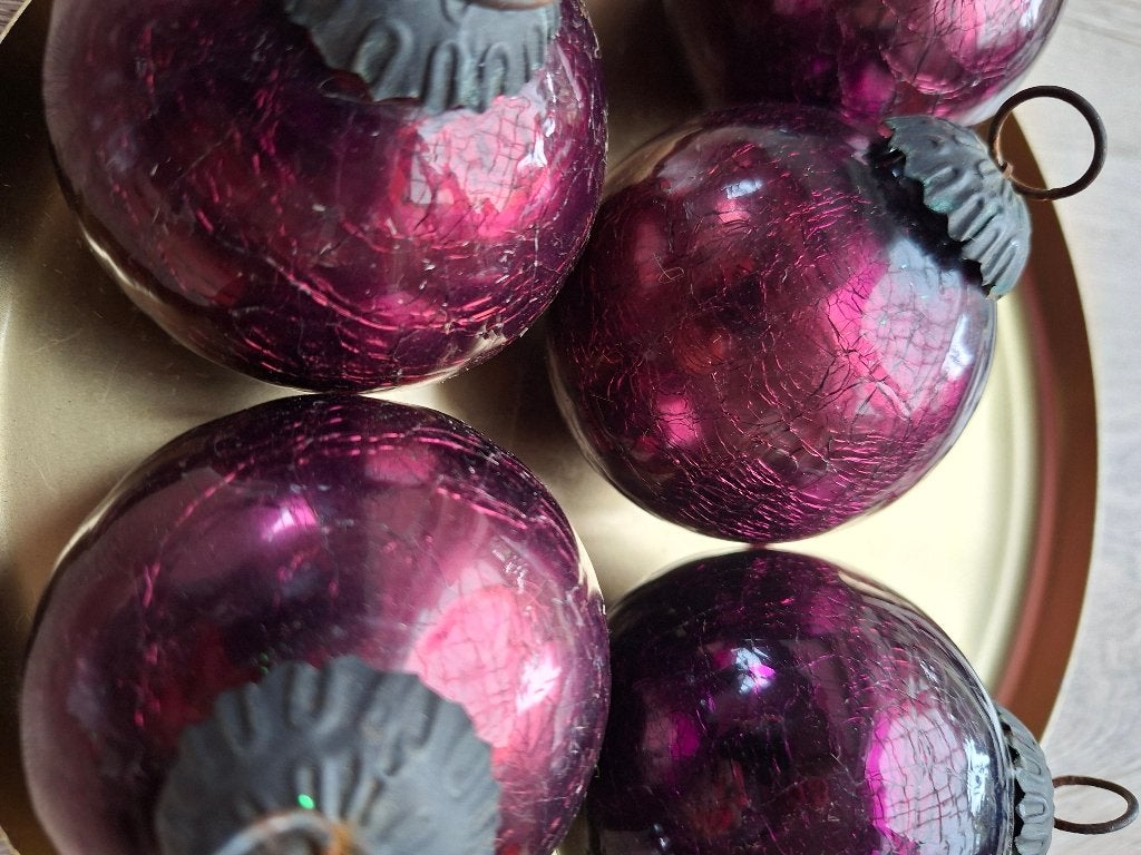5 glazen kerstballen heksenballen paars, Diversen, Ophalen of Verzenden, Zo goed als nieuw