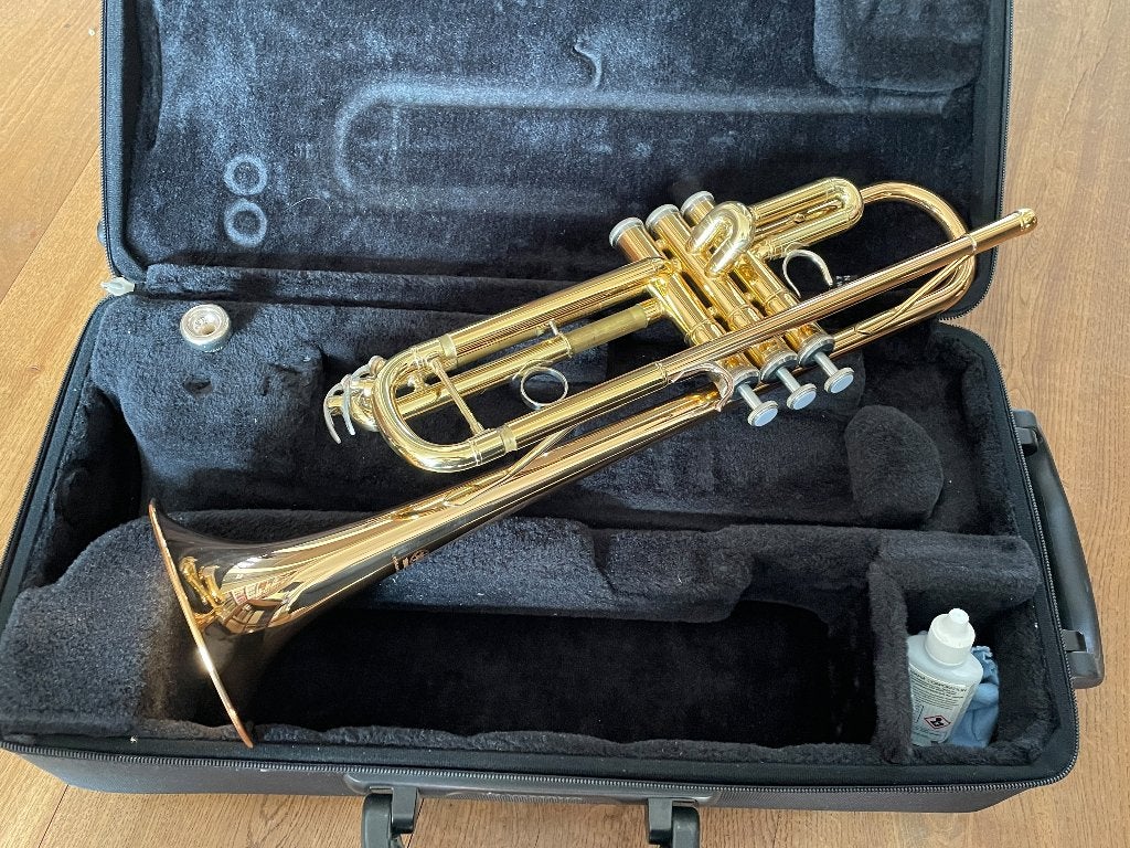 Yamaha bes-trompet YTR4335GII, Muziek en Instrumenten, Ophalen of Verzenden, Zo goed als nieuw, Bes-trompet, Met koffer