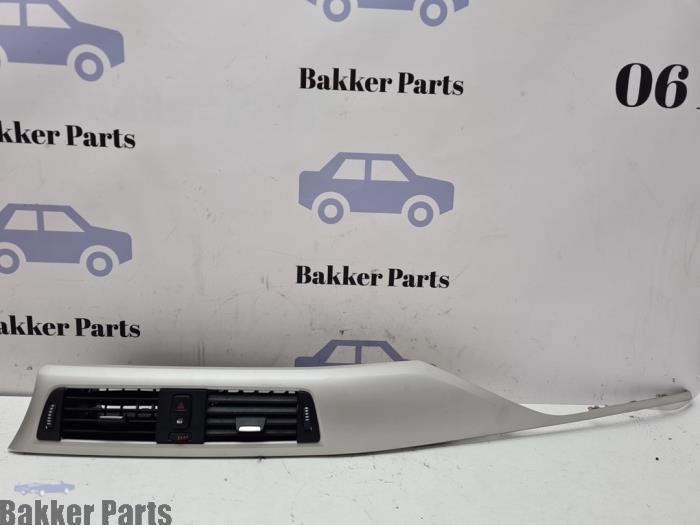 Luchtrooster Dashboard van een BMW 3-Serie, Gebruikt, -, -, Ophalen of Verzenden