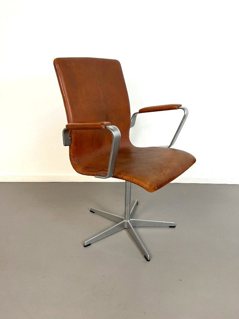 Oxford stoel, model 3271,Arne Jacobsen Fritz Hansen 1967, Ophalen, Gebruikt, Bruin, Leer