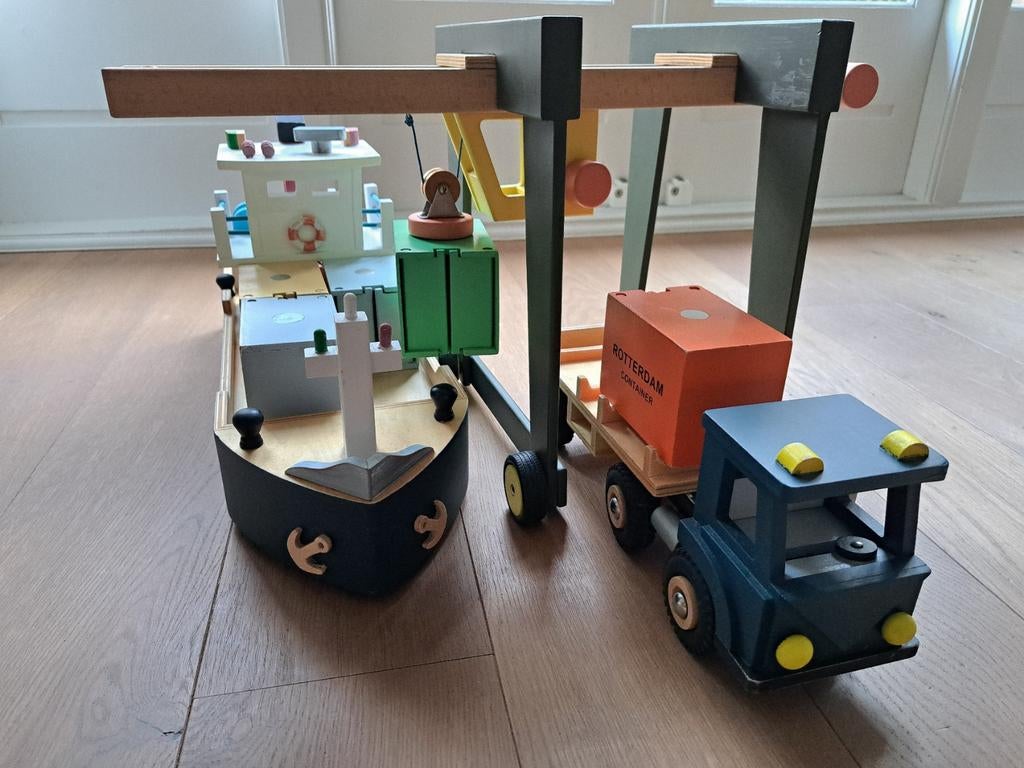 Houten containerschip met kraan en vrachtwagen, Ophalen of Verzenden, Gebruikt, Overige typen