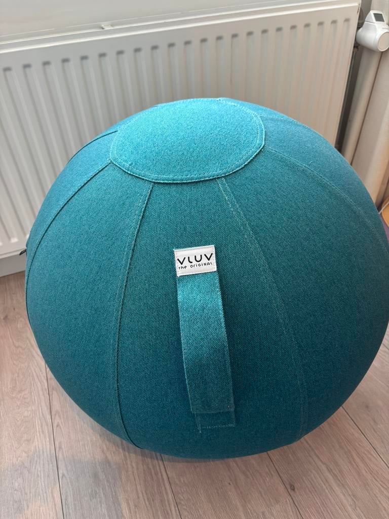 Zitbal Vluv met pompje en gebruiksaanwijzing, diameter 60 cm, Sport en Fitness, Ophalen of Verzenden, Zo goed als nieuw, Overige typen