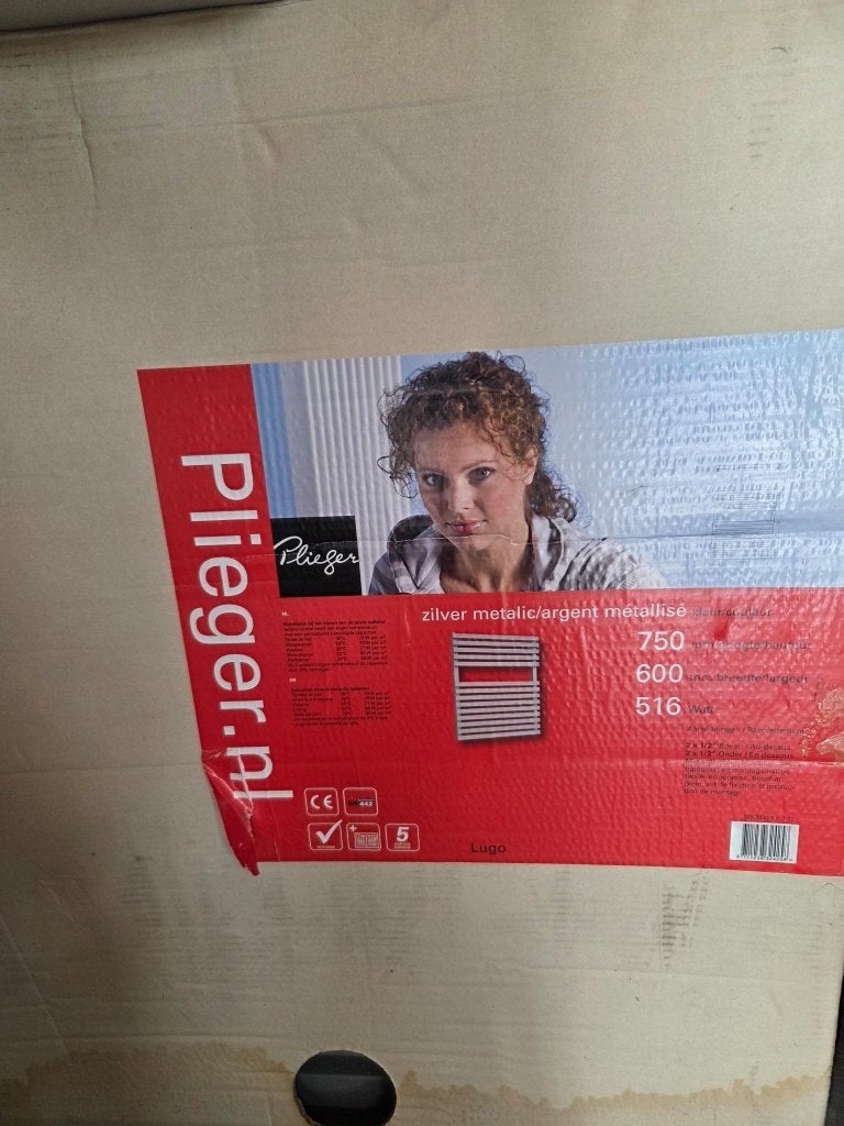 Pflieger badkamer radiator 750x600mm 516 watt (nieuw), Ophalen, 30 tot 80 cm, 500 tot 800 watt, Radiator