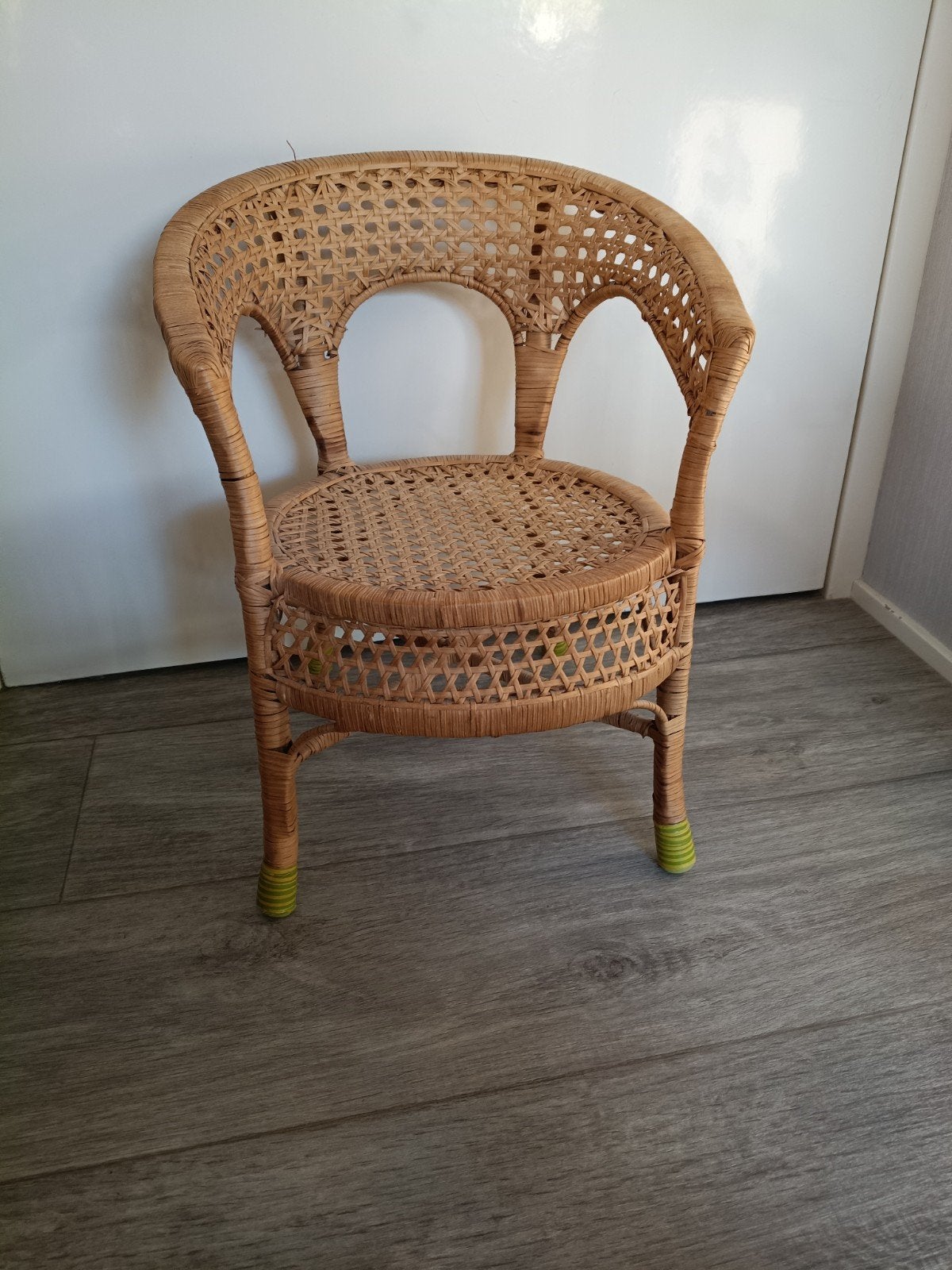 webbing/rotan kinderstoeltje, Kinderen en Baby's, Kinderkamer | Tafels en Stoelen, Ophalen, Zo goed als nieuw, Stoel(en)