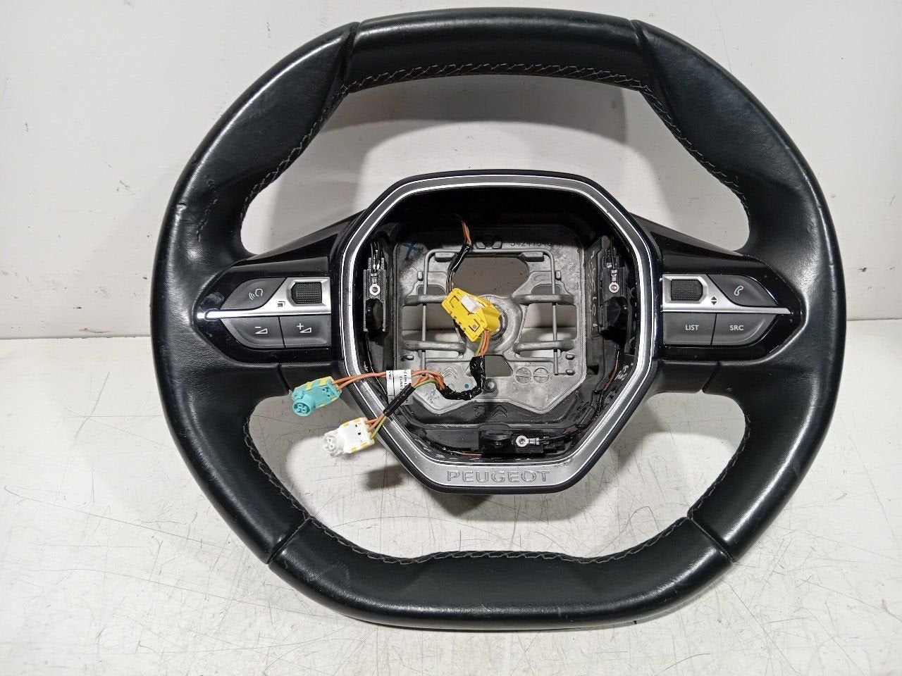 Stuur Peugeot 3008, Onderdelen@venauto.nl, Van der Ven Autorecycling B.V., Gebruikt, Ettenseweg 76, 4706 PB Roosendaal, The Netherlands