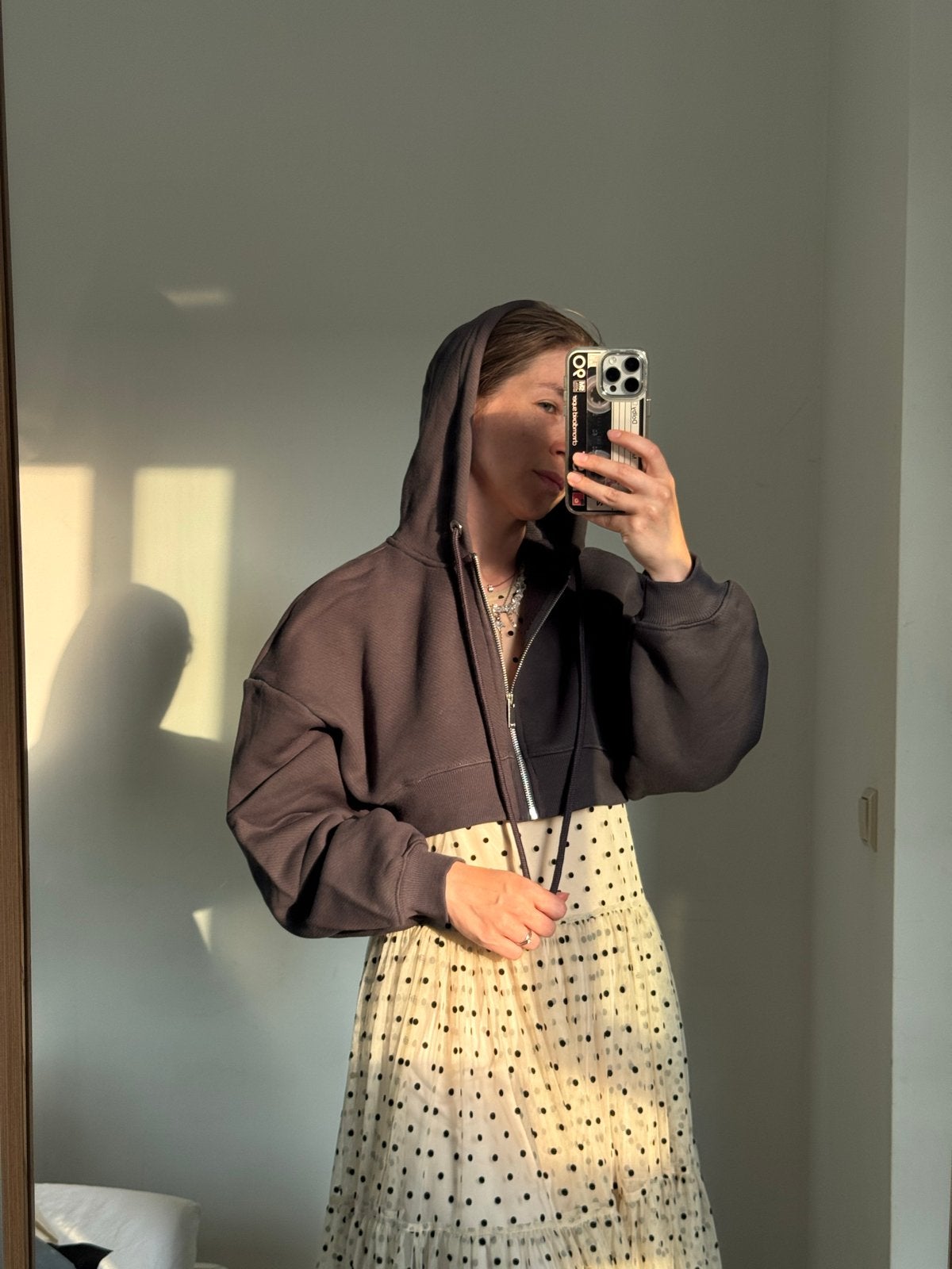 Nieuwe donkergrijze korte hoodie van Zara, Ophalen of Verzenden, Nieuw, Maat 38/40 (M), Grijs