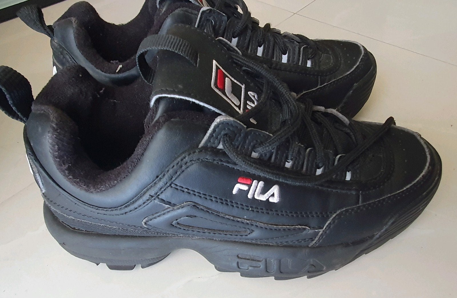 Fila Disruptor Low Wmn sneakers maat 38, Kleding | Dames, Zwart, Ophalen of Verzenden, Zo goed als nieuw, Fila