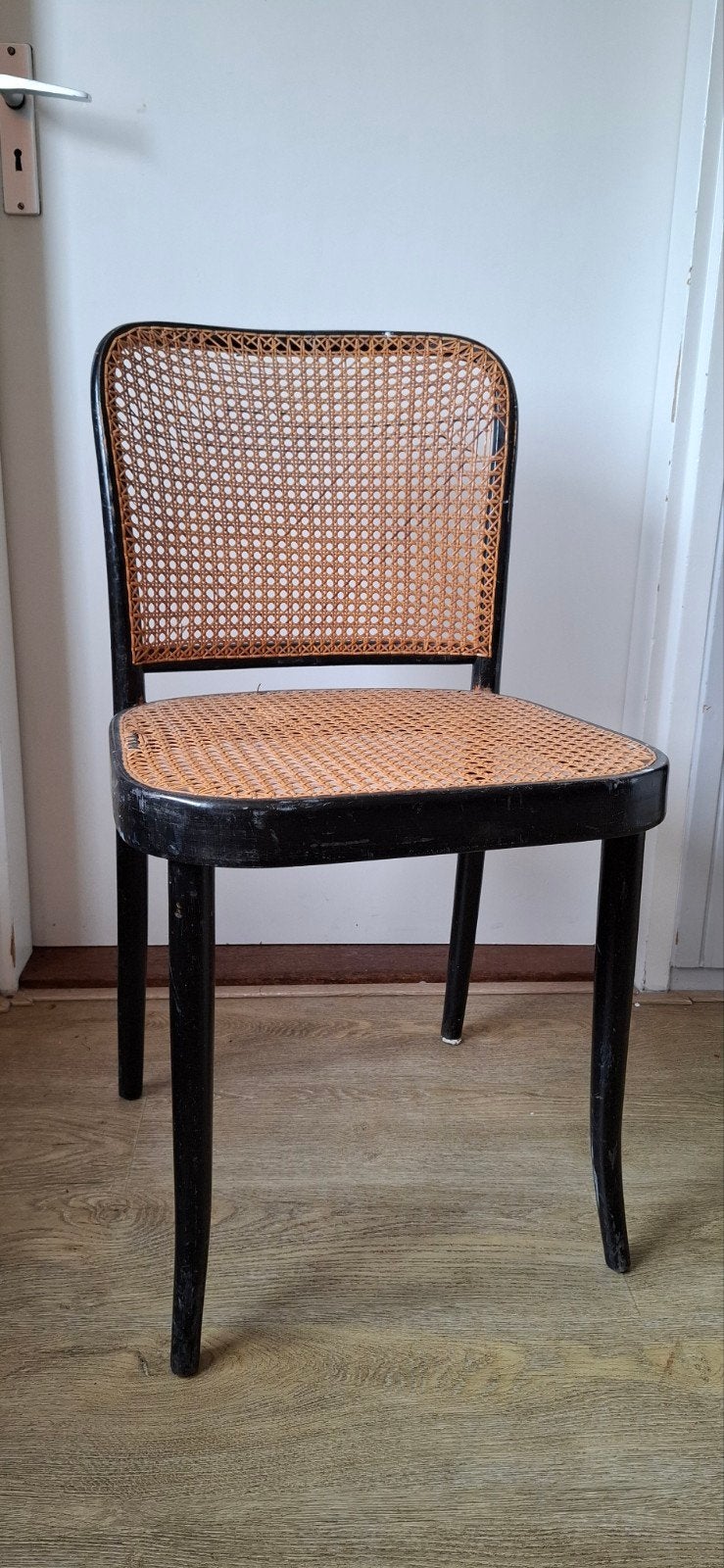 2x Vintage rotan stoel - Zwart houten frame, Ophalen