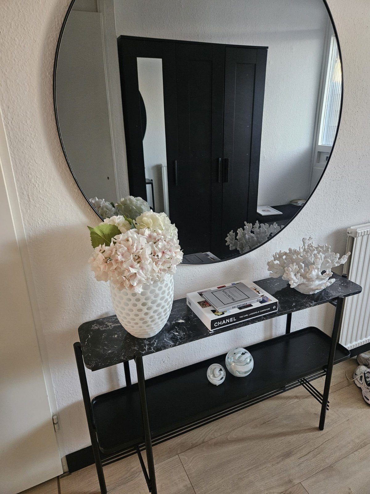 Sidetable met echte marmer en ronde spiegel, Ophalen of Verzenden, Zo goed als nieuw, Rond, Minder dan 100 cm