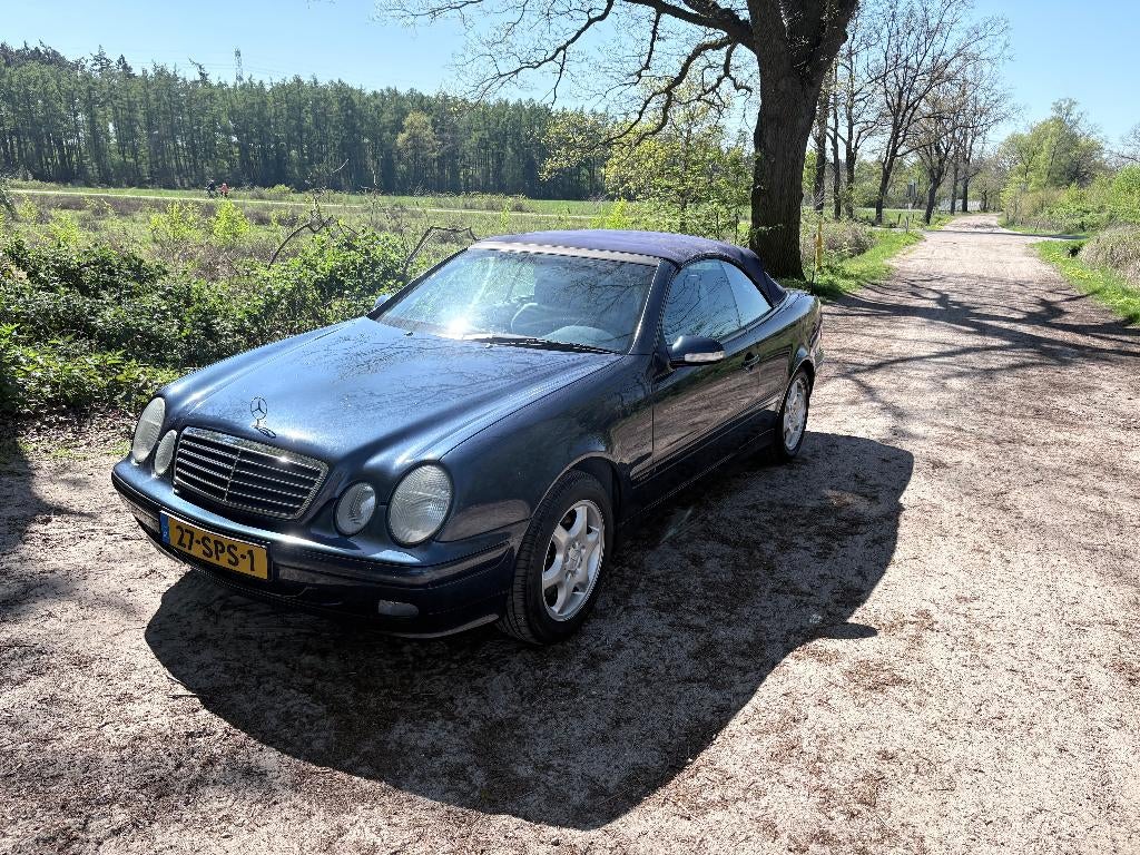 Mercedes-Benz Mercedes 2000 Blauw, Automaat, Automatische klimaatregeling, 4 cilinders, Cabriolet