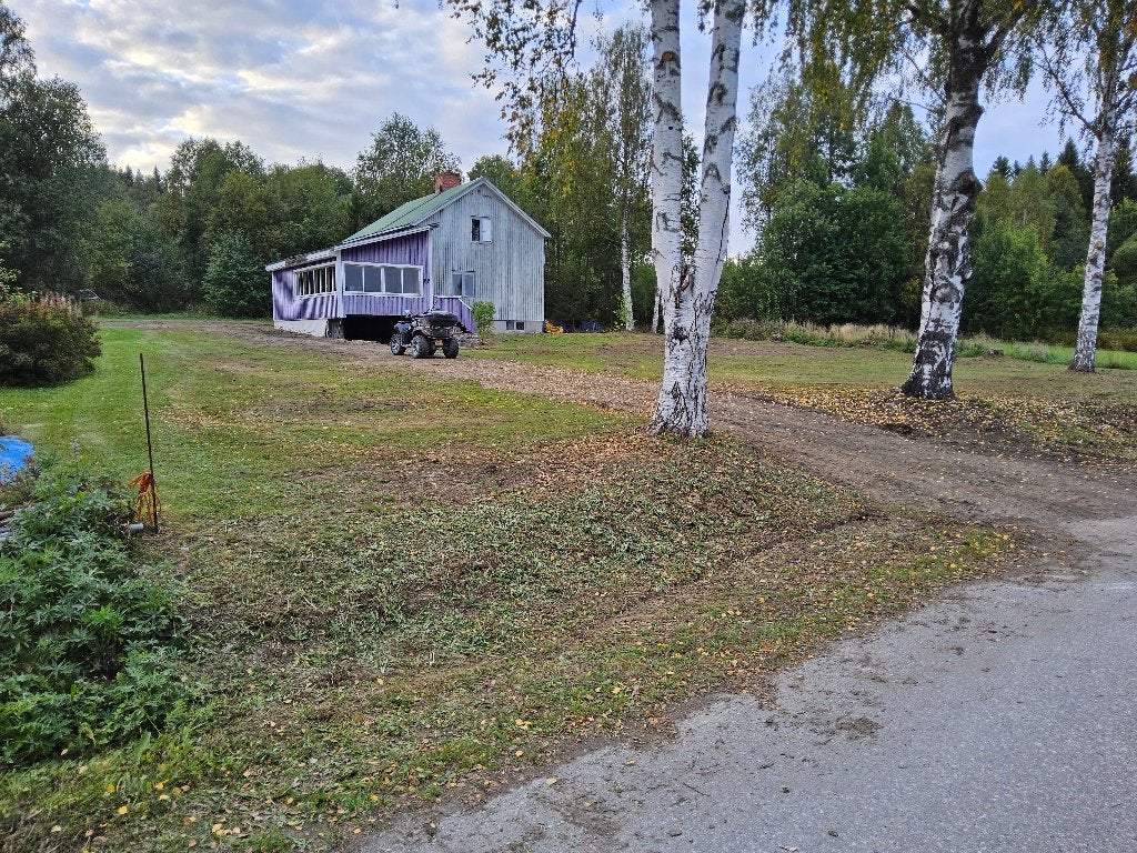 te koop vakantie woning zweden Trehörningsjö, In bos, Dorp, Tuin, Eigenaar