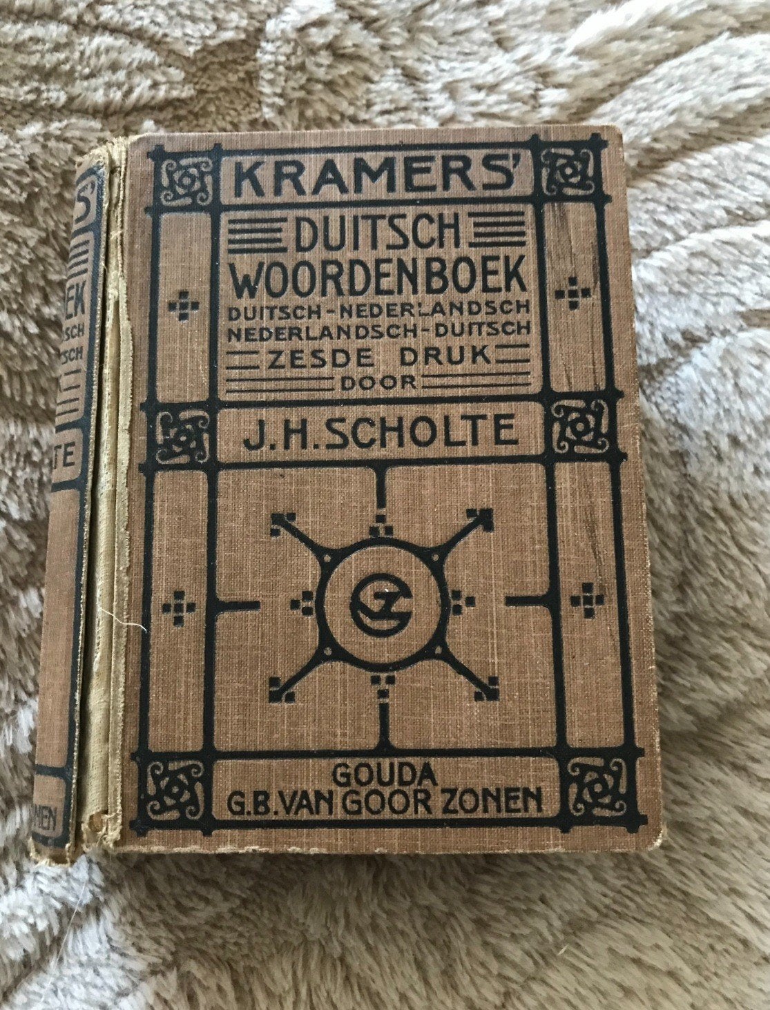 Kramers Duitsch Woordenboek uit 1910, Antiek en Kunst, Ophalen of Verzenden, J.H. Scholte