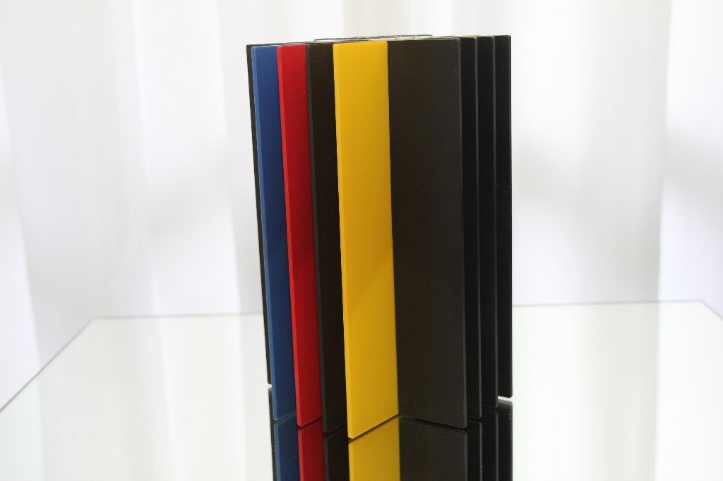 Vaas van reg. design Rarities Amsterdam/jaren '80, Ophalen of Verzenden, Vaas