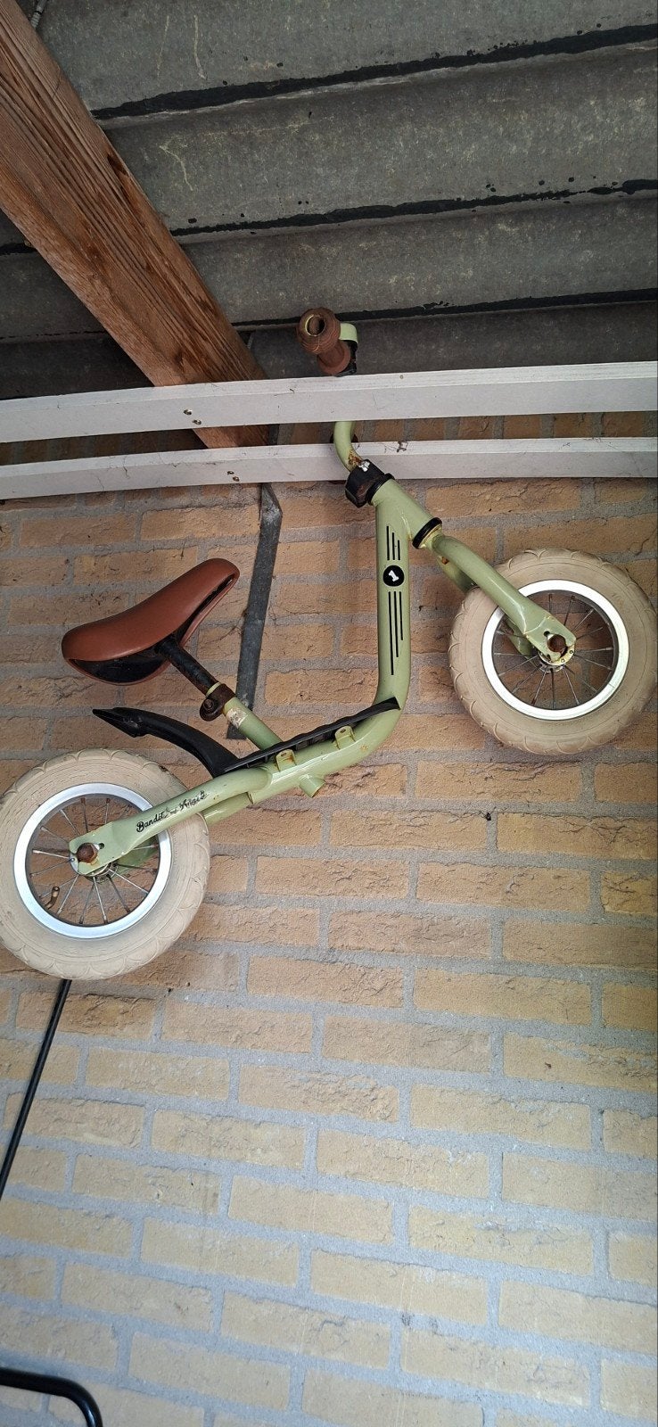 Bandit and Angels loopfiets - Lekker en kapotte voorband, Fietsen en Brommers, Fietsen | Kinderfietsjes, Ophalen, Gebruikt