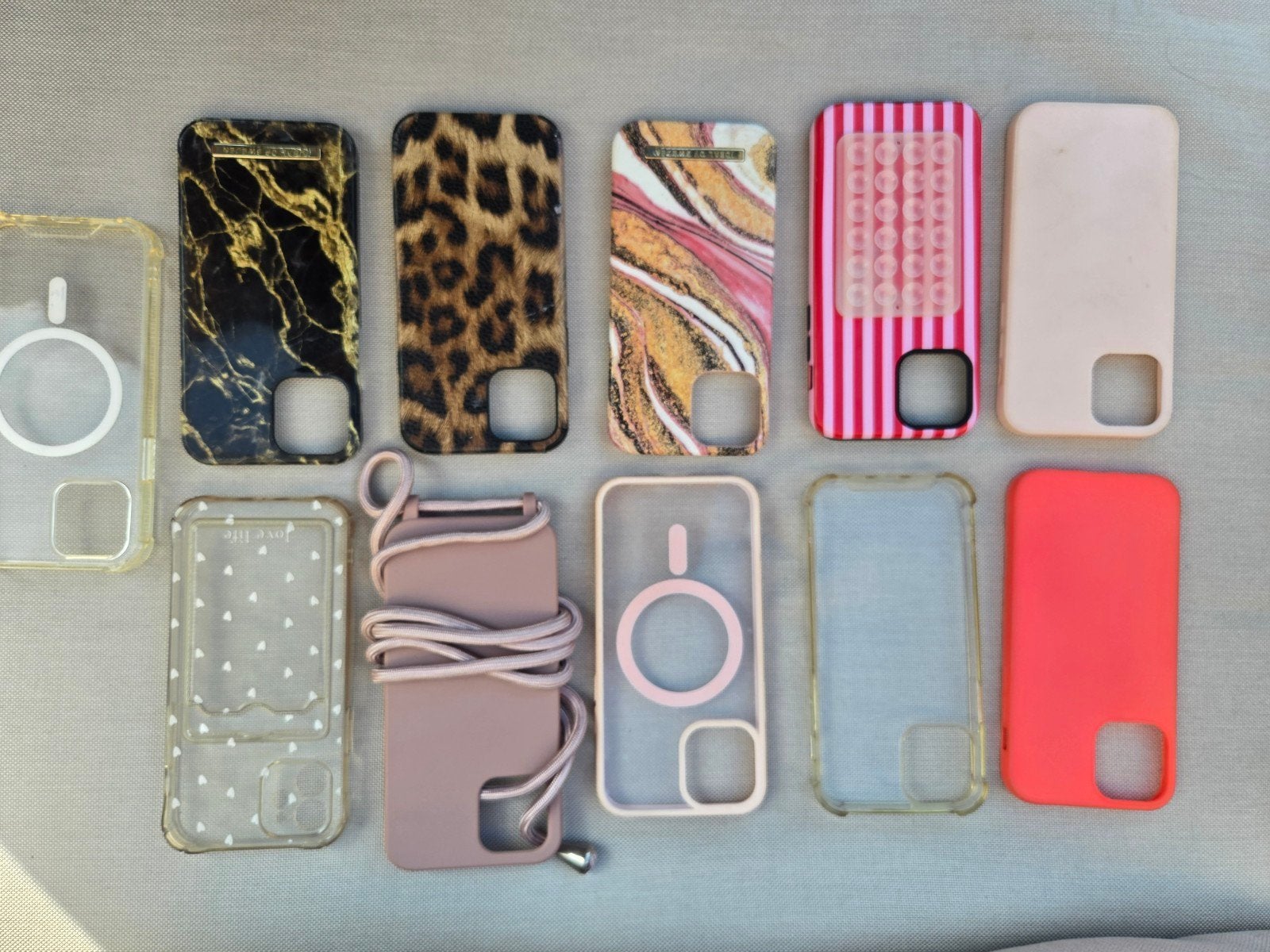 Diverse iPhone 12 hoesjes, Kunststof, Gebruikt, Overige merken, Hoesje of Tasje