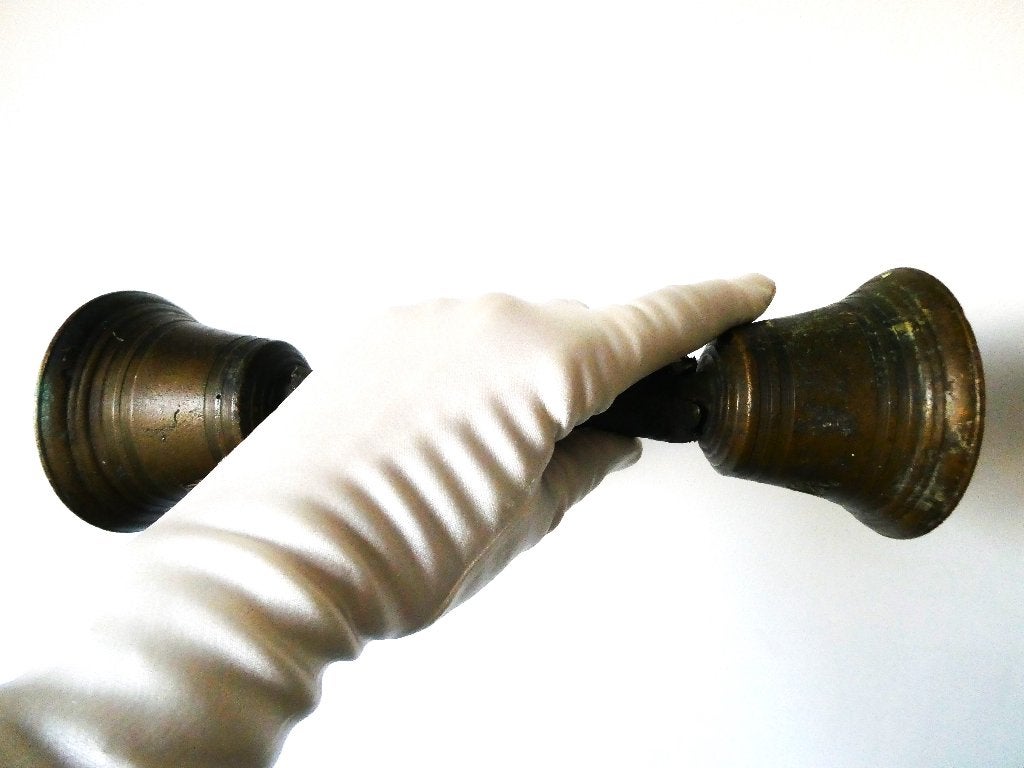Dubbele bronzen bel no. 12 handbel schoolbel met luide klank, Ophalen of Verzenden