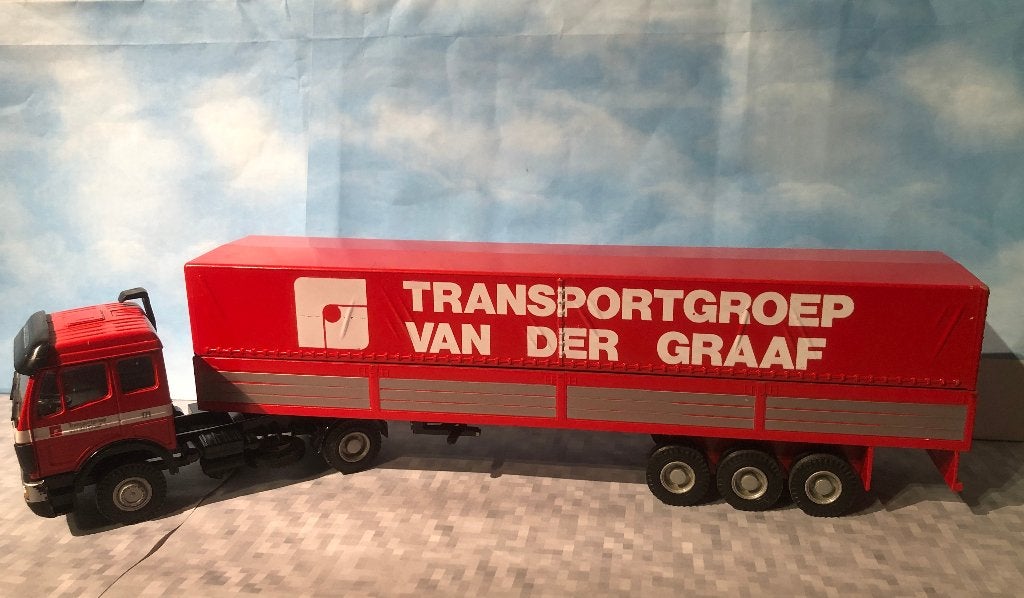 2x van der Graaf Mercedes Lion Car 1:50, Ophalen of Verzenden, Zo goed als nieuw, Bus of Vrachtwagen, Lion Toys