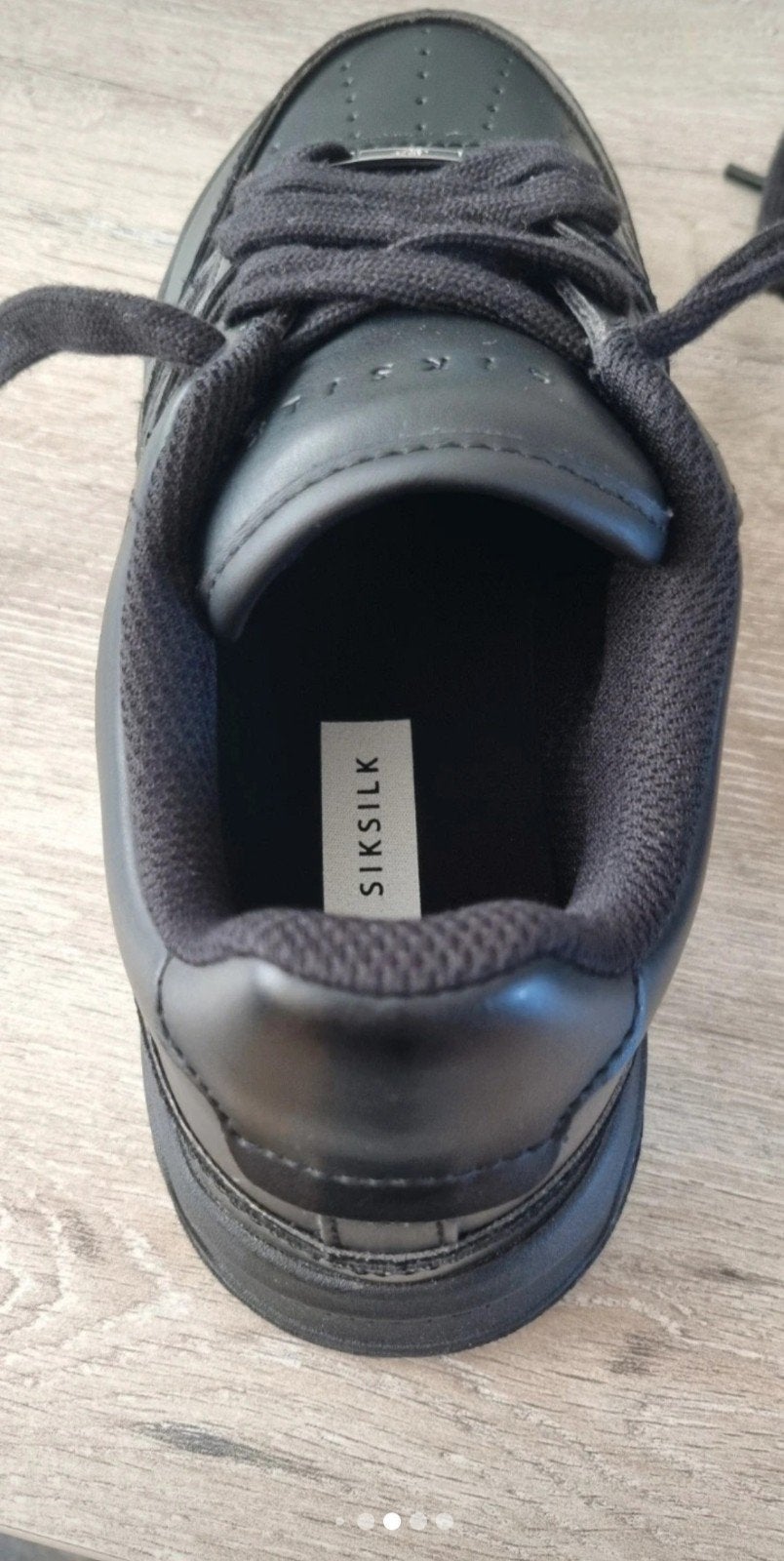 zwarte siksilk sneakers, Ophalen, Nieuw