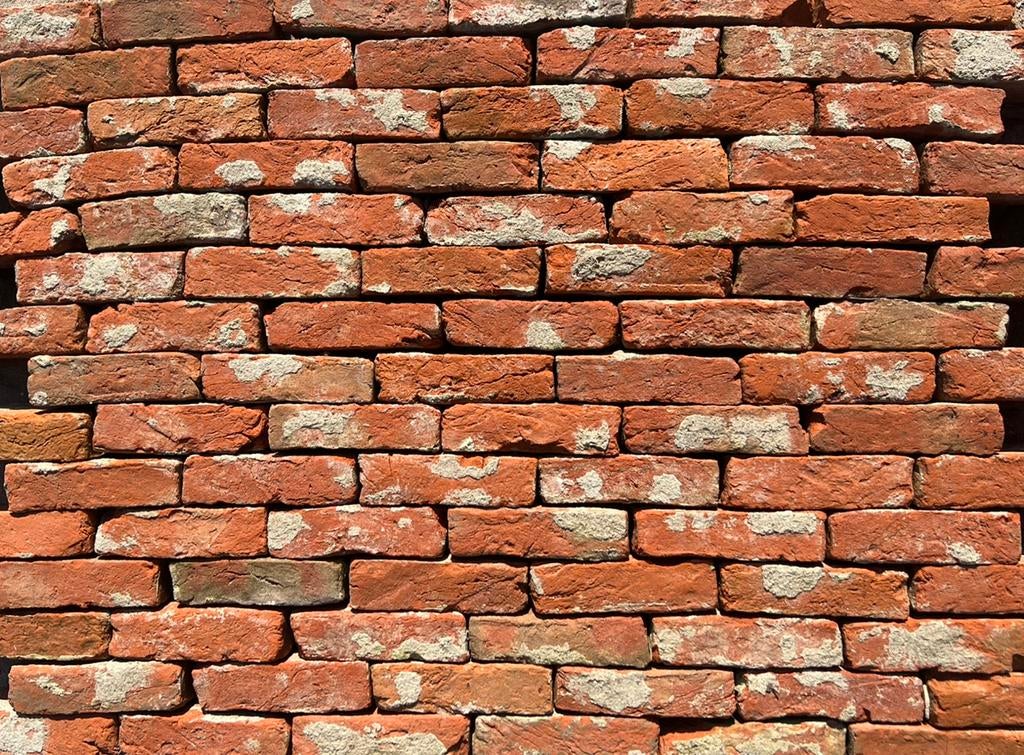 Oude rode handvorm stenen 17x4.5 1.800M2 van ÉÉN partij!!, Ophalen of Verzenden, Gebruikt, Bakstenen