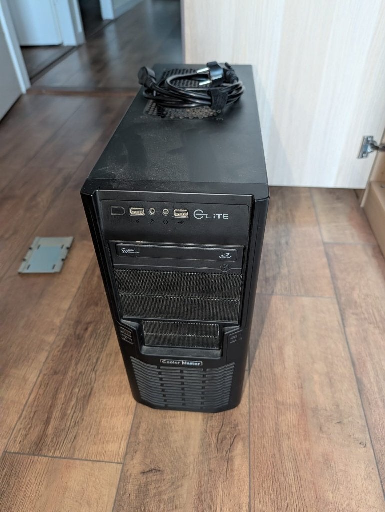 Desktop PC met Windows 10, Computers en Software, Ophalen, Gebruikt, HDD, Cooler Master