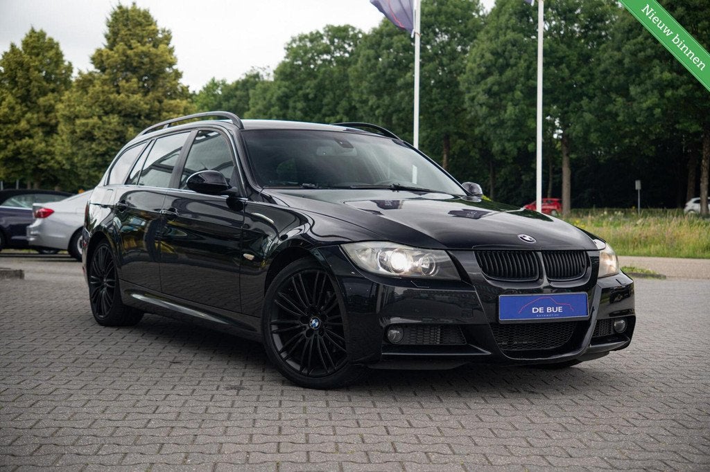 BMW 3-serie Touring 325i M-Sport|Automaat|6 Cilinder|Xenon|L, Auto's, BMW, Automaat, Achterwielaandrijving, Gebruikt, Zwart