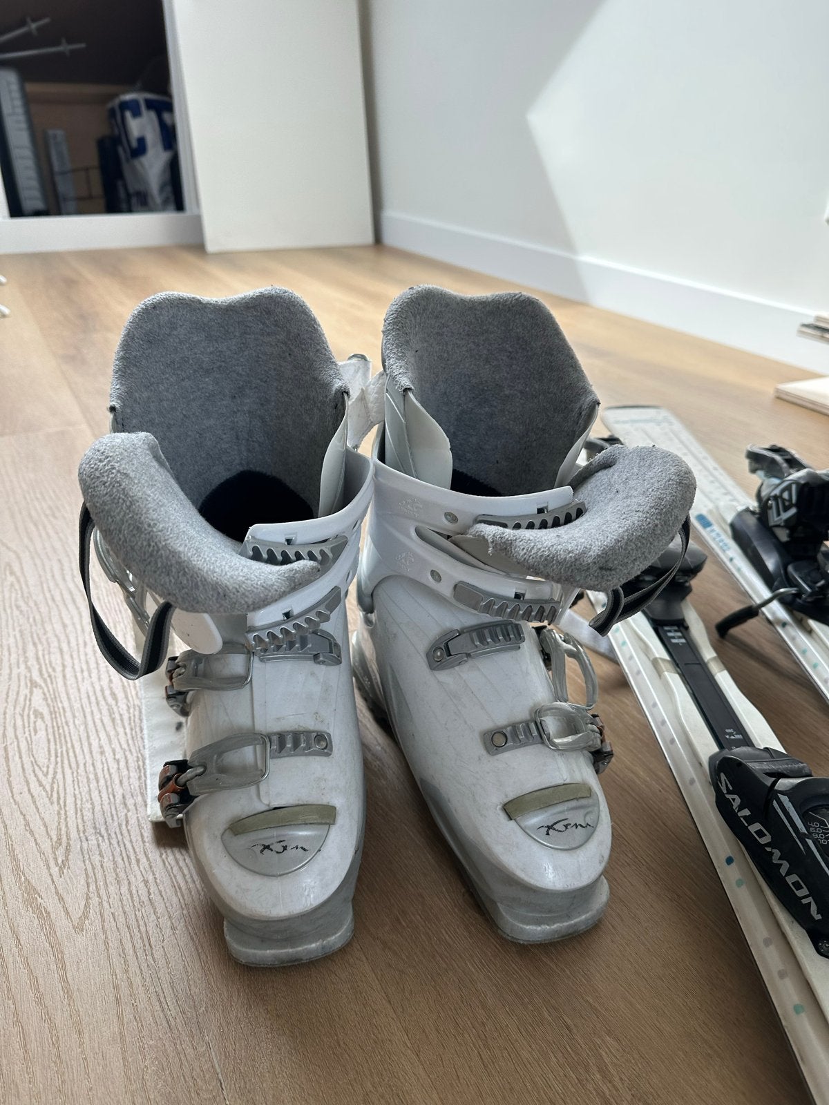 Salomon Ski's and boots, 140 tot 160 cm, Zo goed als nieuw, Skiën, Ski's