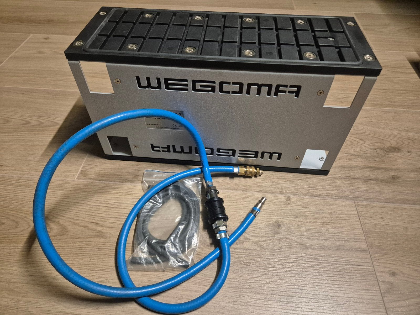 Wegoma DVS-G Vacuümspanner met pneumatische vacuümpomp, Ophalen of Verzenden, Zo goed als nieuw, Minder dan 6 bar, Mobiel