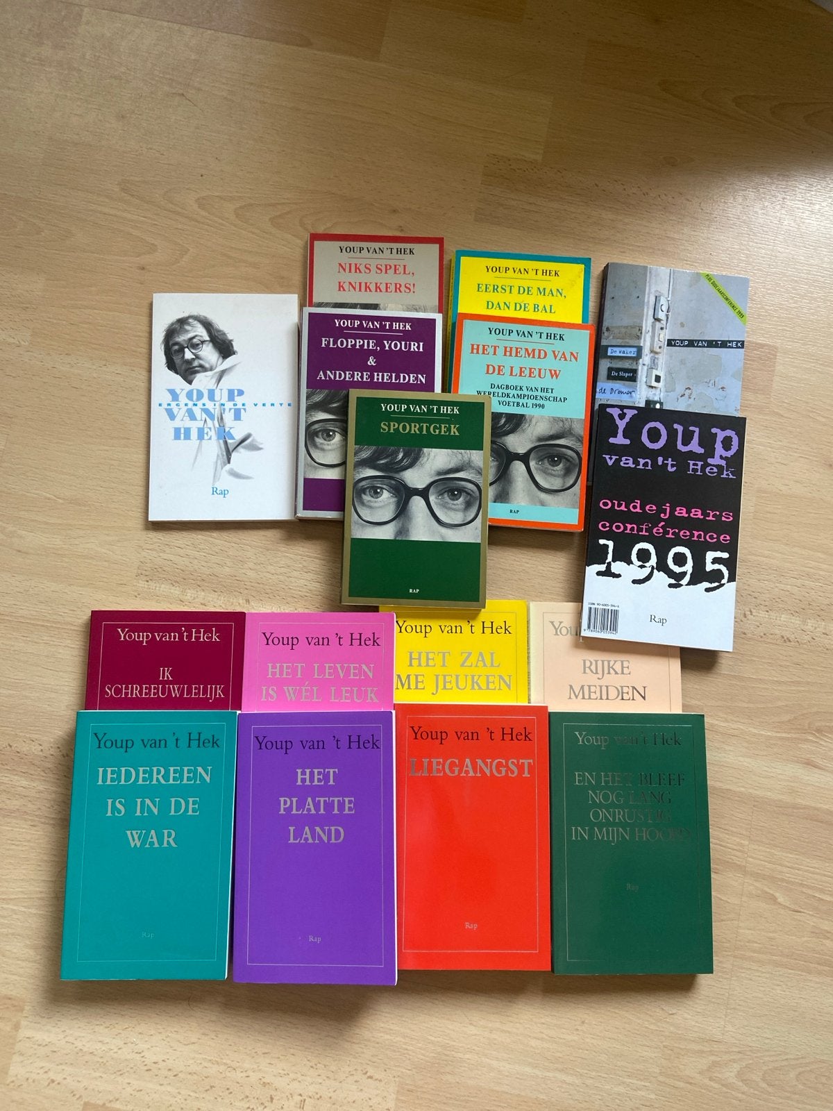 Collectie Youp van 't Hek boeken - Diverse titels 16 stuks, Ophalen of Verzenden, Gelezen, Nederland