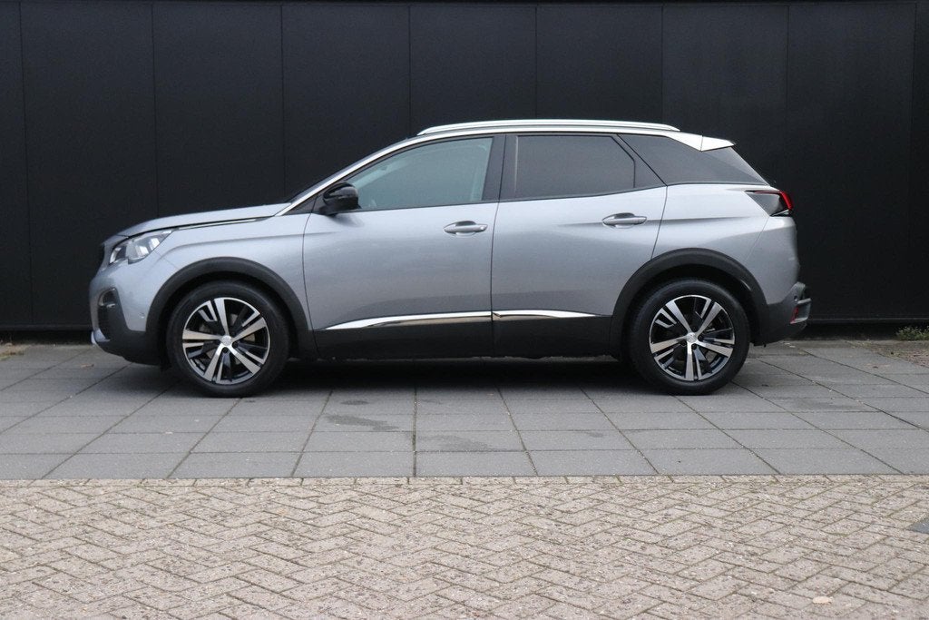Peugeot 3008 1.2 PureTech Allure | AUT. | 360 CAMERA | PAN, Gebruikt, Euro 6, 1199 cc, Leder en Stof