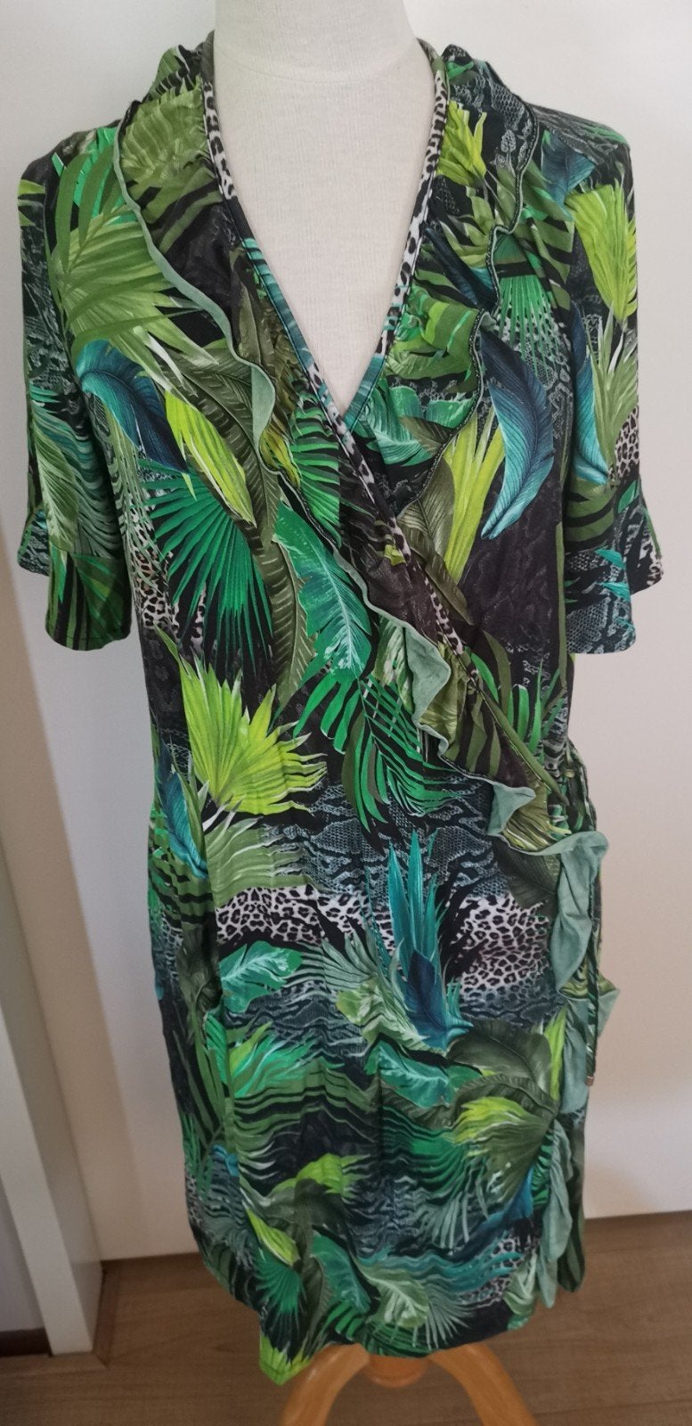 Tramontana overslag jurk maat XXL, Kleding | Dames, Verzenden, Tramontana, Maat 42/44 (L), Zo goed als nieuw