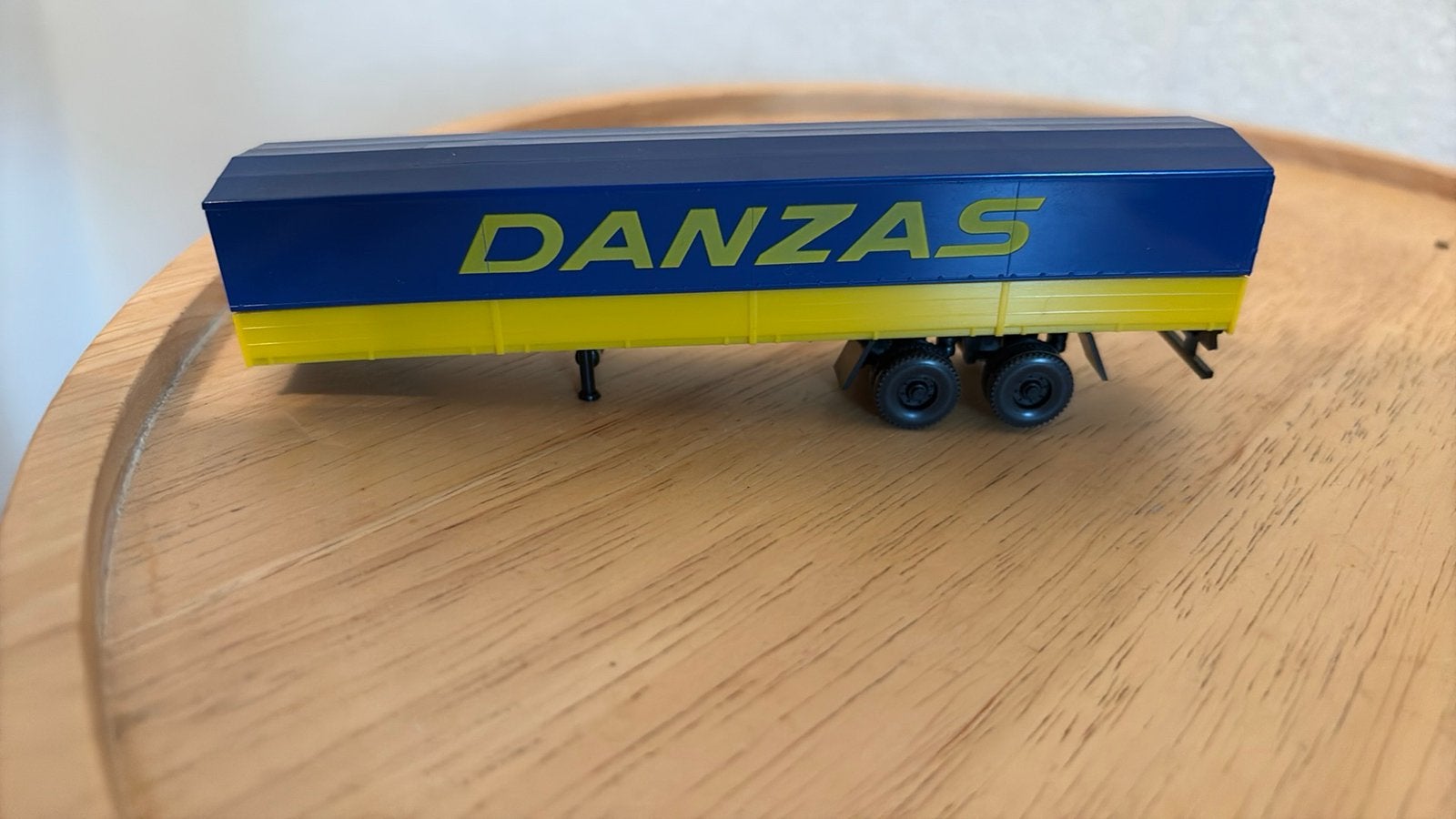 WIKING OPLEGGER DANZAS. HO 1:87, Ophalen of Verzenden, Zo goed als nieuw