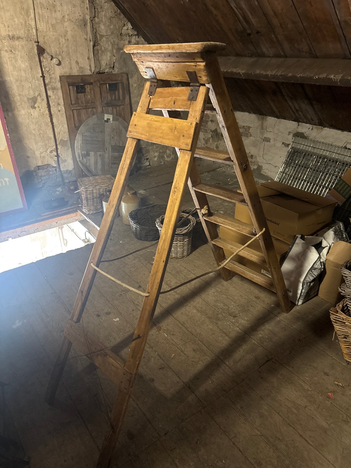 Vintage houten trap/ladder met platform, Ophalen, Gebruikt, Trap, 2 tot 4 meter