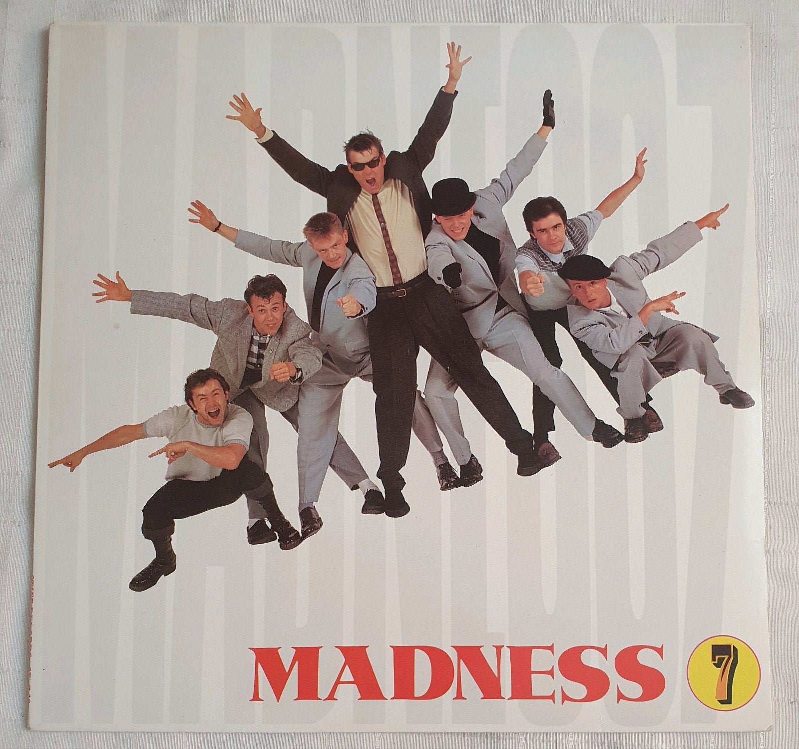 LP Madness - Seven - SEEZ 39 - 1981, Cd's en Dvd's, Vinyl | Pop, Gebruikt, LP, Inclusief binnenhoes, 12 inch, Verzenden