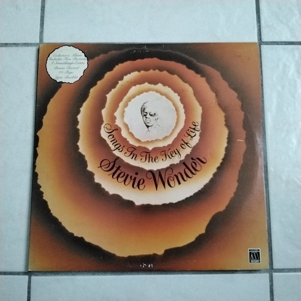 Stevie Wonder =2LP +single+boek Songs in the key of life, Originele persing, Ophalen of Verzenden, Zo goed als nieuw, LP