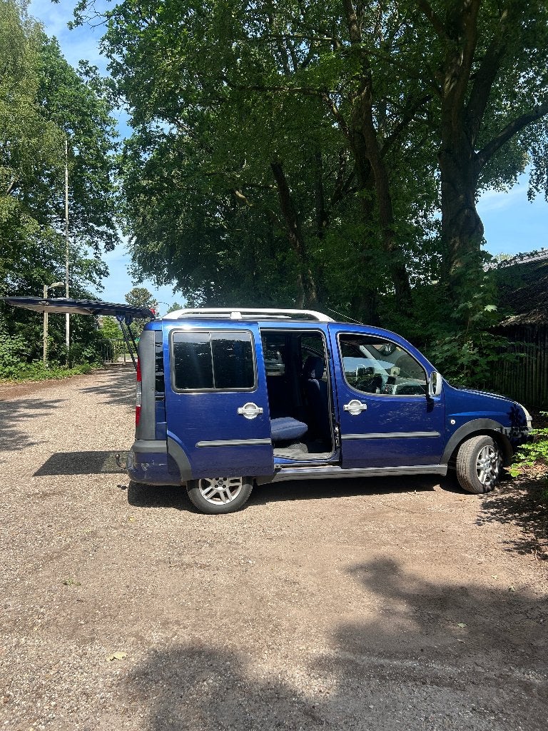 Fiat Doblo 1.6 2004 Blauw - loop of sloop, Voorwielaandrijving, 1596 cc, Doblo, Blauw