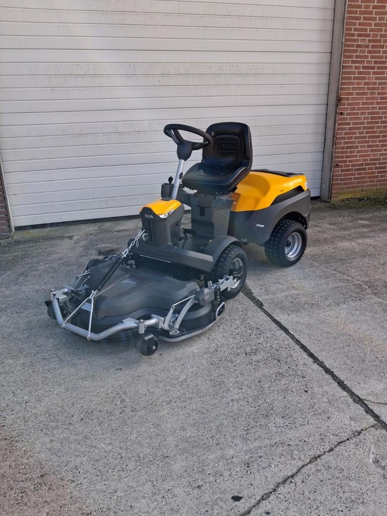 Stiga park 500 wx frontmaaier zitmaaier nieuwstaat 4wd, Ophalen of Verzenden, Zo goed als nieuw, 90 tot 120 cm