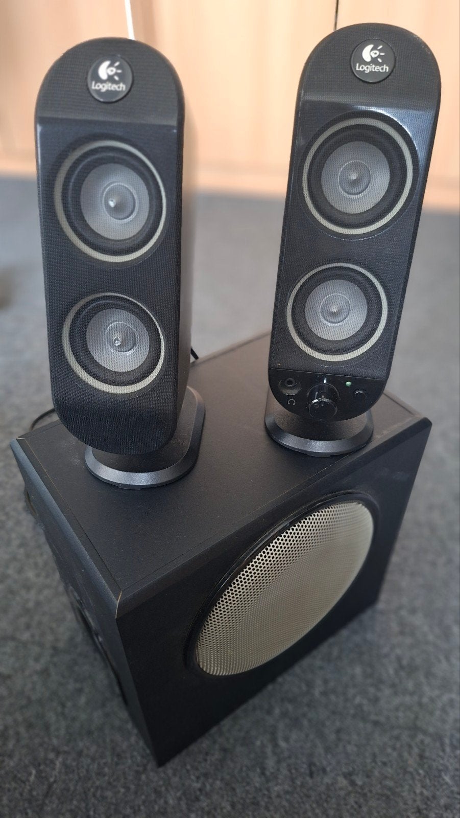 Logitech X-230 2.1 Luidsprekerset met Subwoofer, Computers en Software, Pc speakers, Ophalen, Gebruikt, Audiokanaal 2.1, Logitech